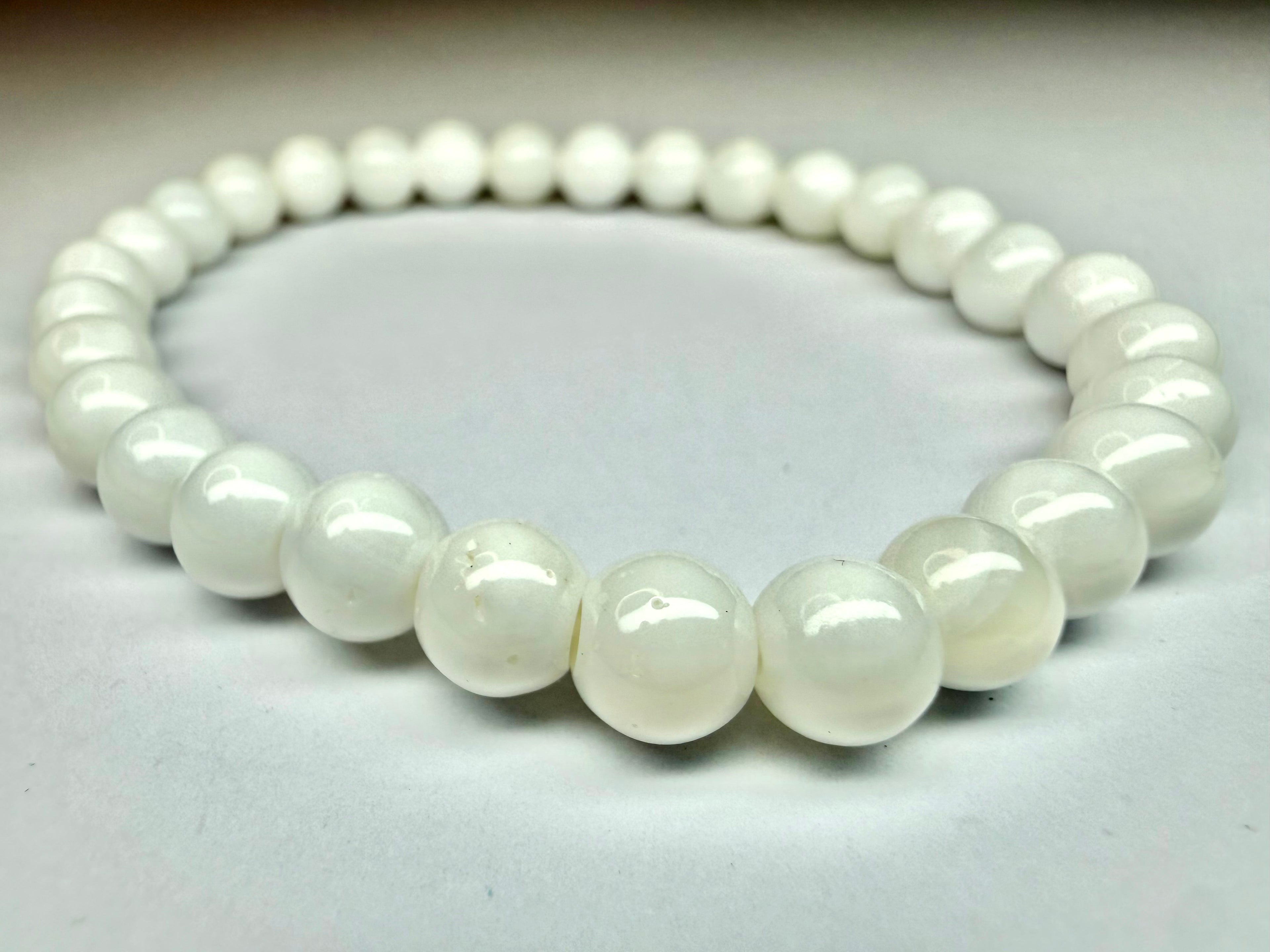 White Shell 6mm Beads Stretch Bracelet